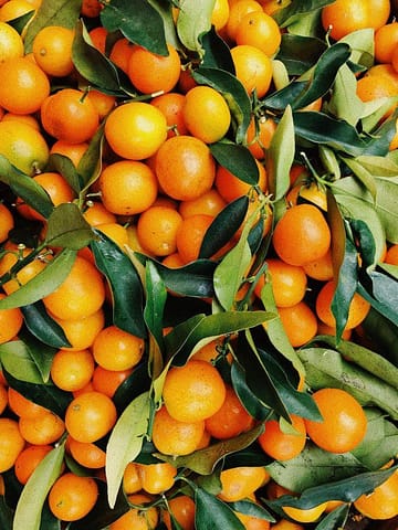 रोज़ एक संतरा खाने के चौकाने वाले फायदे। ORANGE EATING BENEFITS